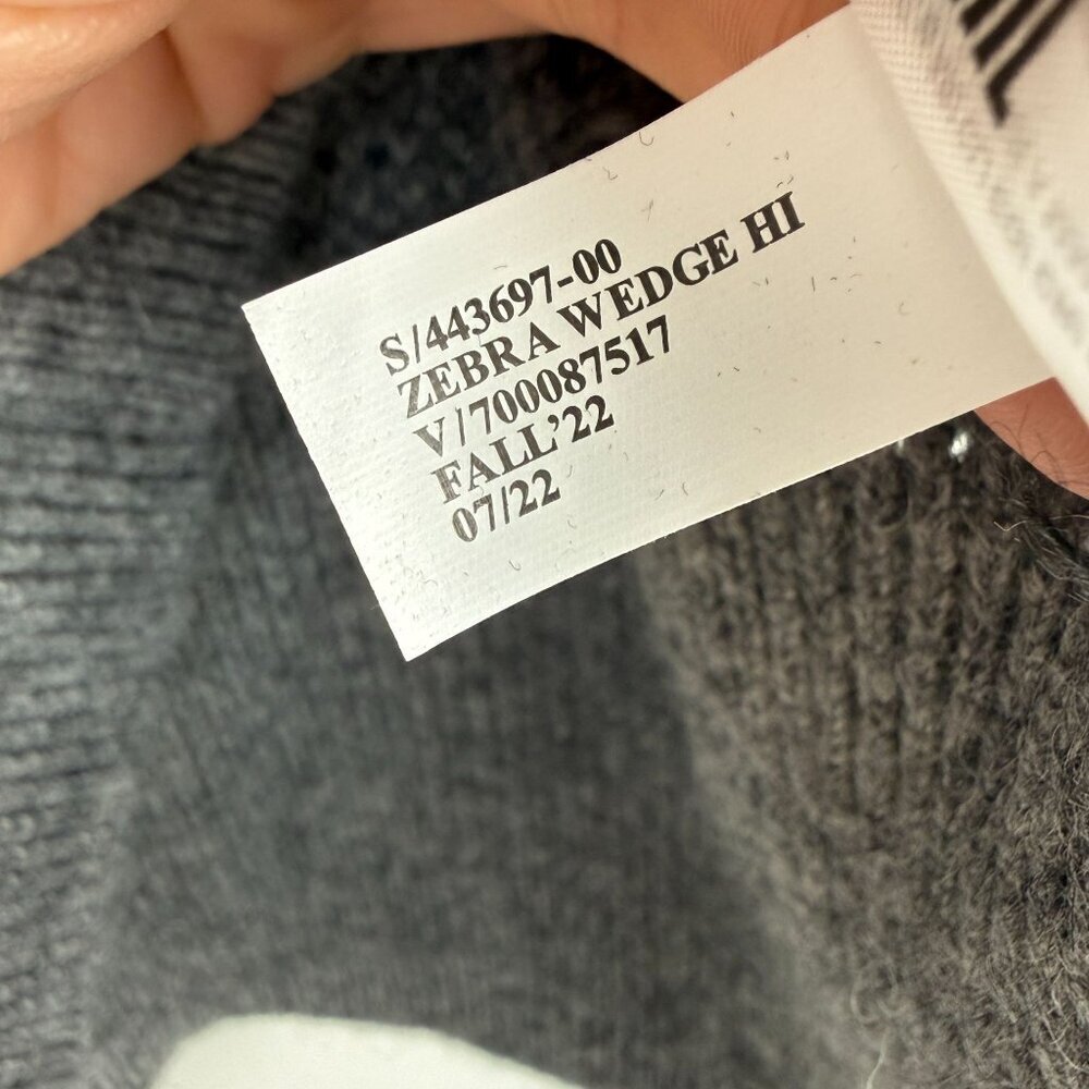 Banana Republic Zebra Wedge Angora Blend Sweater High Neck Gray Size XS - Picture 9 of 9